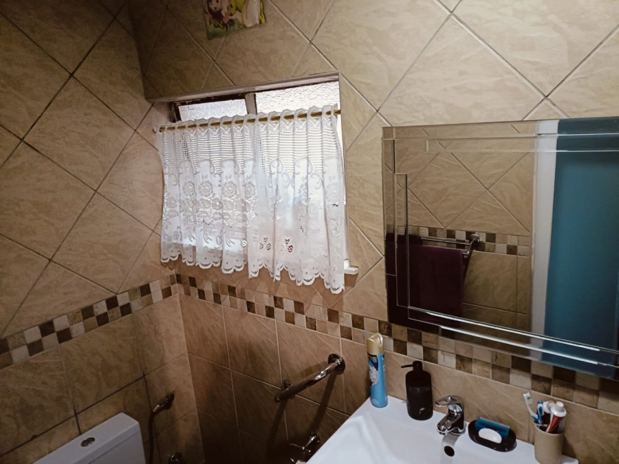 3 Bedroom Property for Sale in Uitsig Free State